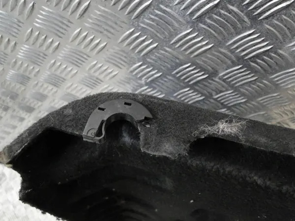 Achterste bagagerek OEM 6J4867769A Seat Ibiza IV image 5