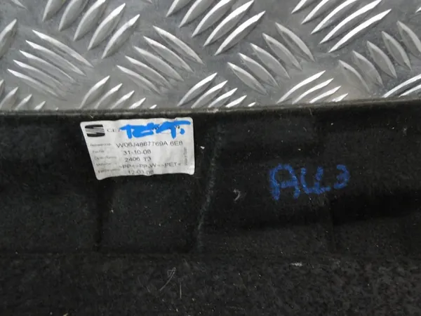 Achterste bagagerek OEM 6J4867769A Seat Ibiza IV image 7