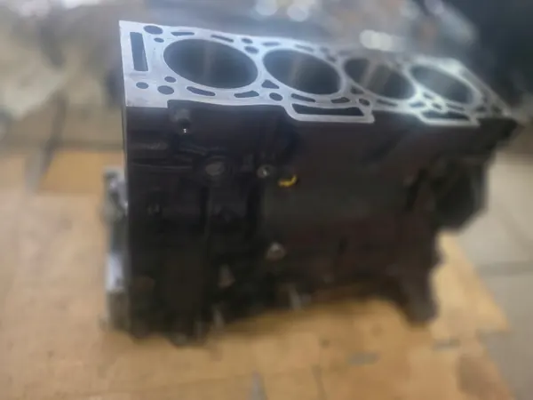 FORD PEUGEOT 2.0 TDCI HDI motorblok T8CC 10DYZV image 2