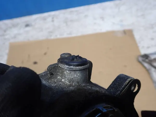 Pompe à vide Ford OEM CM5G-2A451-FA pour Focus MK3 1.0 EcoBoost image 5