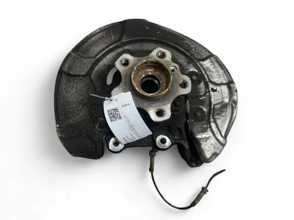 BMW 5 G30 G31 2020 Taka pyörännavan OEM 6866334 image 2