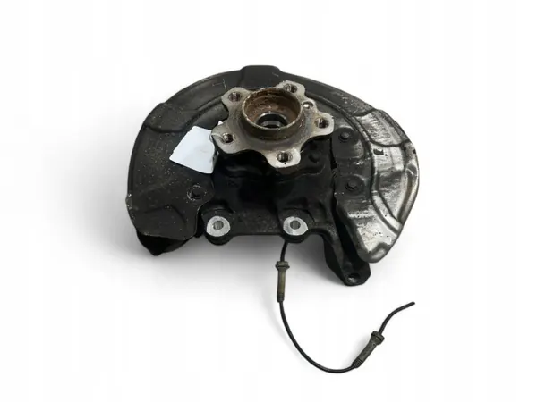 BMW 5 G30 G31 2020 Taka pyörännavan OEM 6866334 image 4