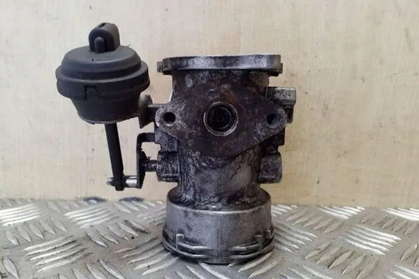 EGR-venttiili FORD GALAXY III 1.9L diesel 2002 038129637L image 4