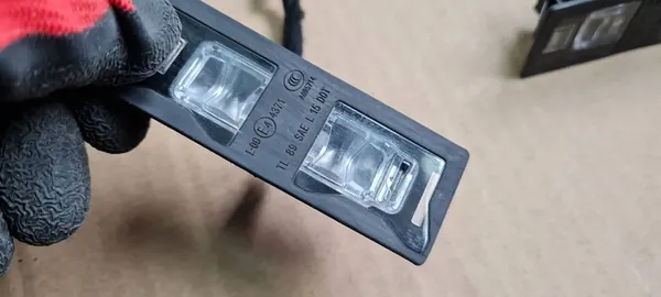 Q5 SQ5 Luz de Placa LED 2 pcs 8W6943021A image 6