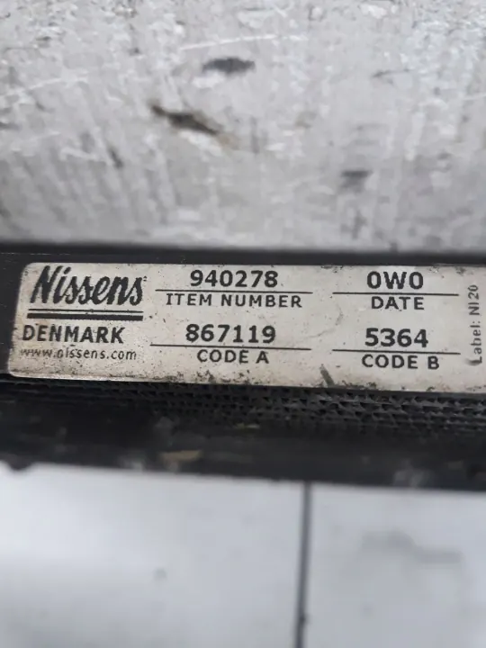Hyundai Santa Fe AC-kondensor OEM 867119 - Begagnad image 3
