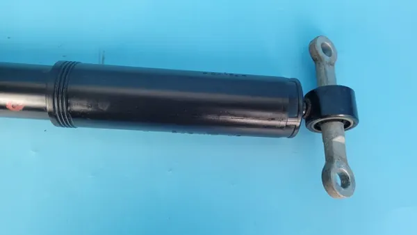 Amortisseur arrière droit OEM 9846669980 pour Opel Astra image 5