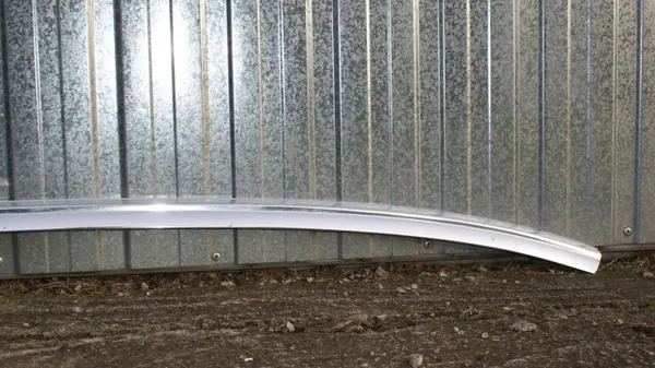 OEM 1076701116 Kromikehys Takaikkuna Mercedes R107 image 4
