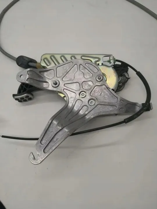 Mercedes-Benz Handremmechanisme OEM A2124200384 image 4