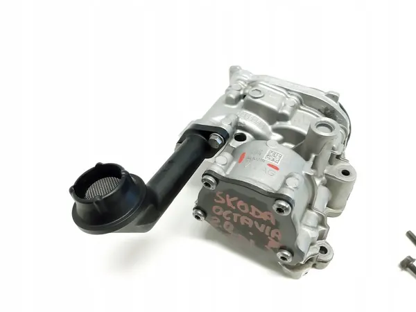 Oljepump SKODA OCTAVIA III 2.0 TDI 04L145208K image 6