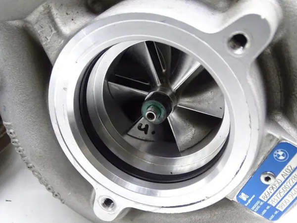 OEM 8649050 Vasen turbo BMW 7-sarja 6.6 V12 image 5