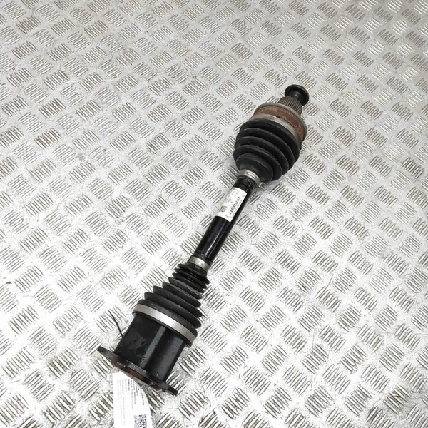 Audi A5 2024 Höger Främre Halvaxel image 4