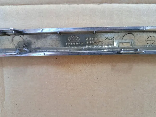 HYUNDAI I30 III Chrome Grille image 3