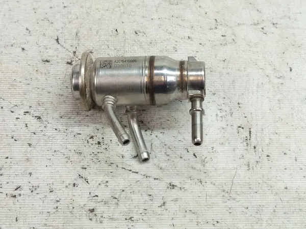 ADBLUE INJECTOR A0004904000 MERCEDES GLA II H247 W177 2.0 CDI image 3