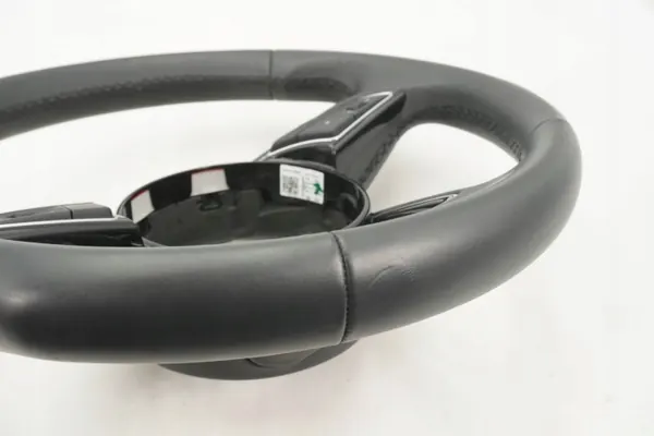 Nahka monitoimiohjake OEM 82A419091T Audi A3 8Y:lle image 4