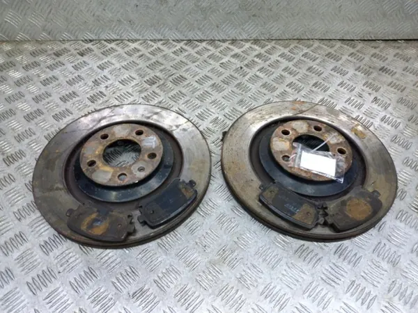OEM Wrakowisko-17388-300MM Jarrulevyt & Palat Taka image 2