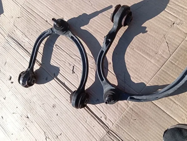 DODGE CHARGER 2015 5.7 3.6 AWD Braccio di Controllo Superiore Anteriore image 3