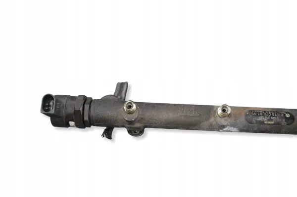 Carril de inyección OEM A6130700195 para Mercedes 3.2 CDI image 4