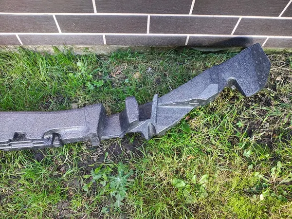 MERCEDES GLC AMG X253 C253 Etuiskunvaimennin & Jalankulkijasensori image 2