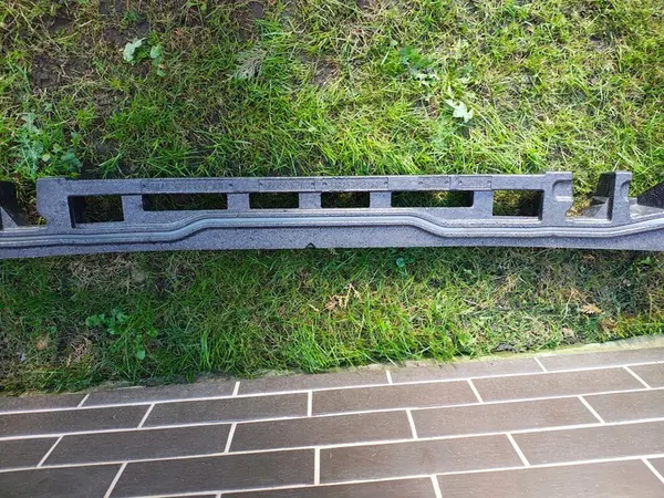 MERCEDES GLC AMG X253 C253 Etuiskunvaimennin & Jalankulkijasensori image 6