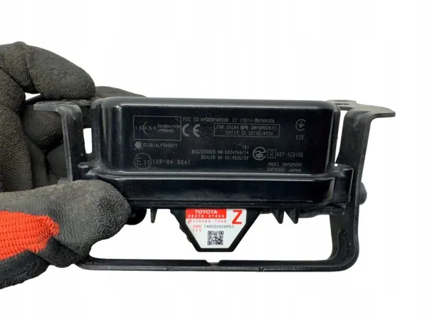 Emblema Radar Distronic Lexus IS 300h OEM 53141-53030 image 5