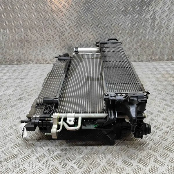 Pièce de refroidissement Ford Transit Connect EJ737A095AE image 4