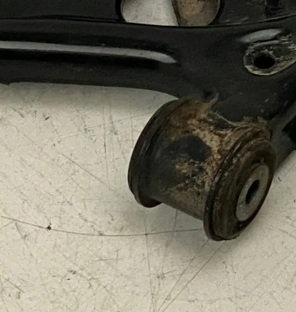 Braccio di Controllo Anteriore Sinistro Audi A3 image 4