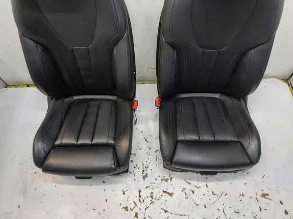 Sièges AV AR BMW OE pour X5 G05 3.0d 2019 image 4
