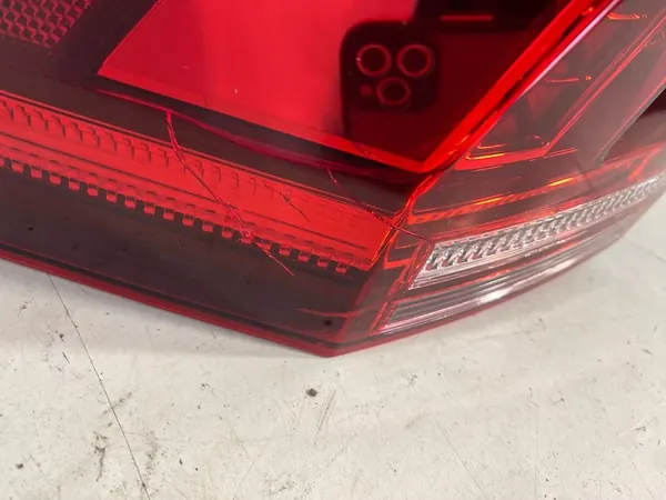 Lámpara Trasera Izquierda VW Tiguan II 5NA image 6