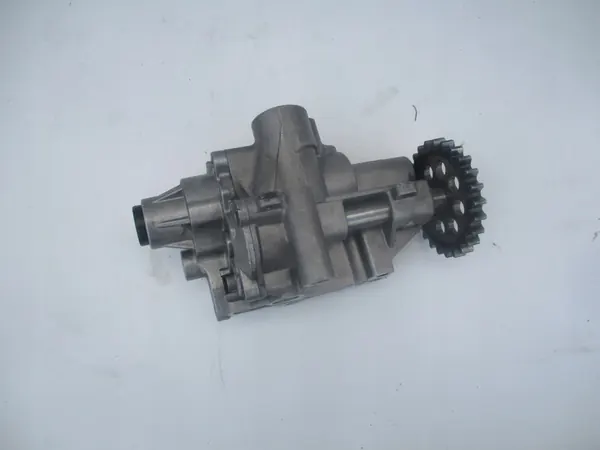 Oljepump AUDI RS3 RSQ3 VW PASSAT 2.5 TFSI image 3