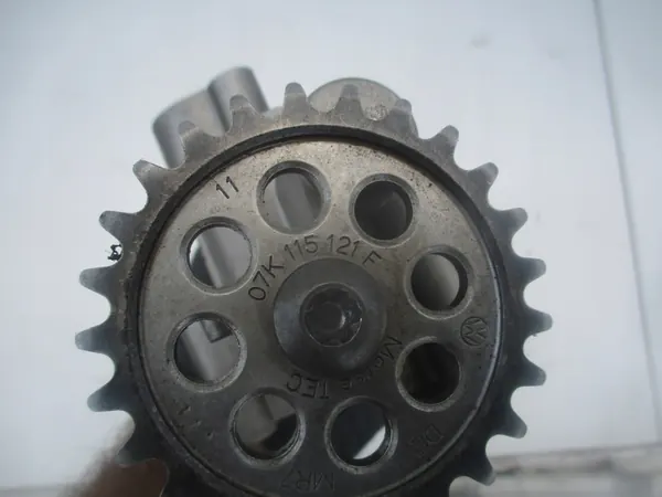 Oljepump AUDI RS3 RSQ3 VW PASSAT 2.5 TFSI image 4