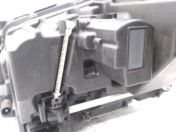 Mercedes-Benz E W238 2018 Rechter Koplamp image 10