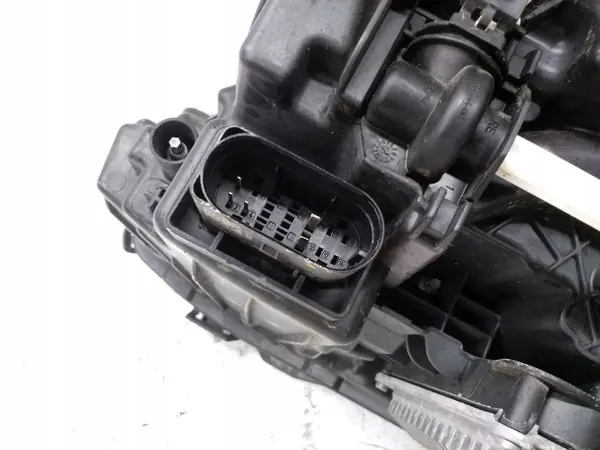 Mercedes-Benz E W238 2018 Rechter Koplamp image 7