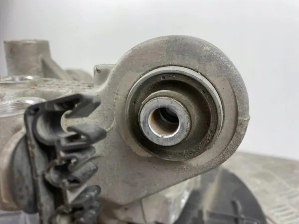 Jeep Cherokee Hinterradnabe OEM FOB35133 image 7