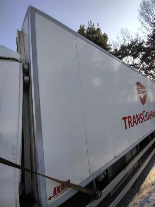 Carroçaria Refrigerada KIESLING 10m 2017 - OEM image 4