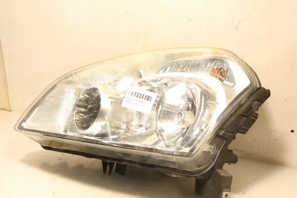 Vasen Etuvalaisin Nissan Qashqai I Hatchback image 3