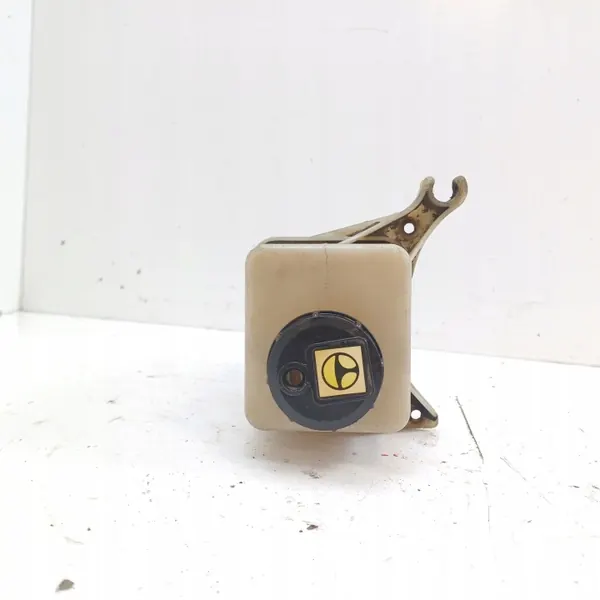 Fiat OE ohjausnesteastia OEM MAM74444 image 2