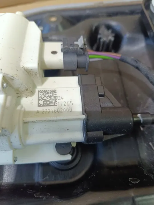 Höger baklås Mercedes-Benz S W222 A2227602000 image 7