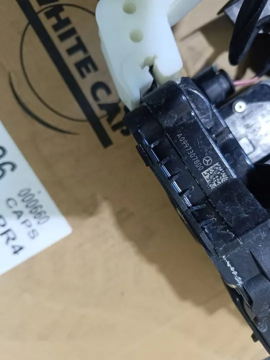 Höger baklås Mercedes-Benz S W222 A2227602000 image 9