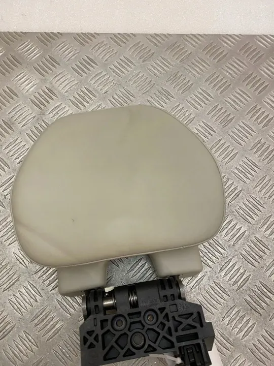 Volvo XC90 Rücksitz-Kopfstütze OEM UTO58223 image 6