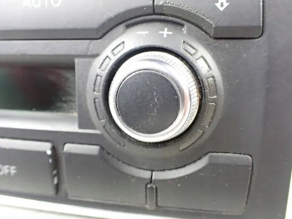Audi A8 S8 D3 4E 2008 Pannello clima 4E0919158C image 3