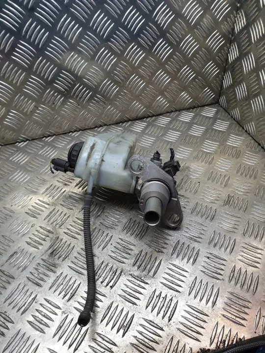 Bromscylinder OEM 03355890101 för Skoda Yeti 2011 image 4