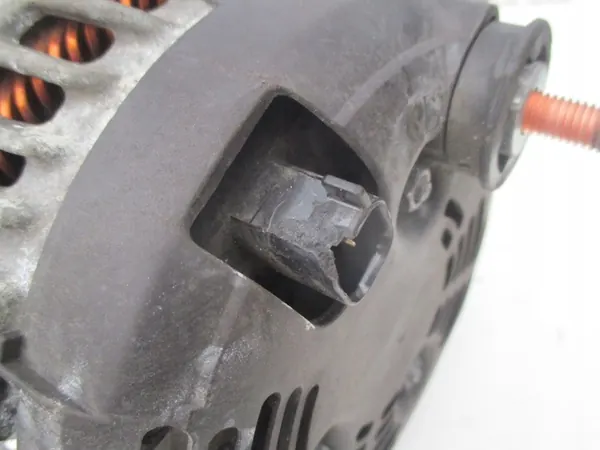 Alternador JEEP GRAND CHEROKEE WK2 6.4 SRT 2014 P04801834AB image 4