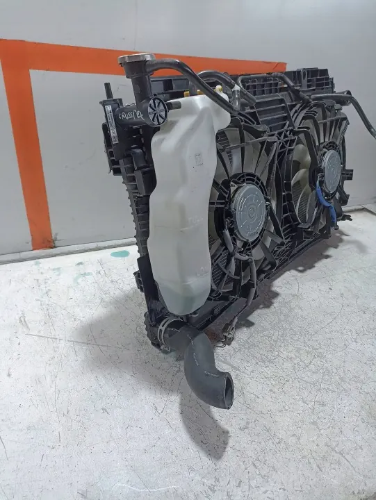 Ventilador radiador Subaru OE FIE5702 - Usado image 6