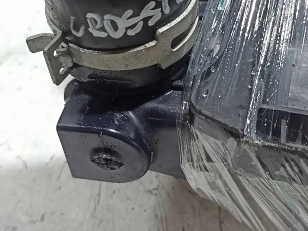 Ventilador radiador Subaru OE FIE5702 - Usado image 9