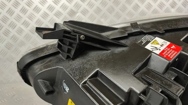 Rechter Voorlicht MERCEDES W169 BIXENON image 7