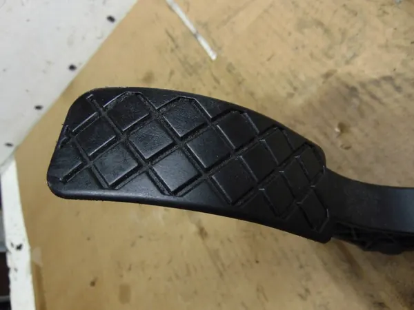 Gasklepppositie sensor VW Polo IV 9N Lift 1.2 image 2