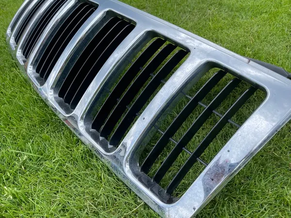 JEEP GRAND CHEROKEE WK Grill 5JF94TRMAE image 7