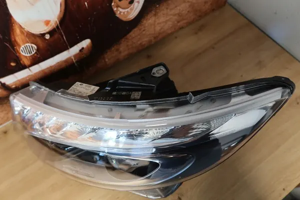 LINKER KOPLAMP MERCEDES VITO W447 A4479062301 image 6