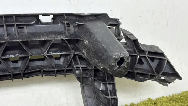 OEM 7E0807699A Voorbumper Steunbalk VW Transporter image 4