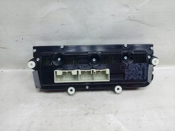 AC Vent Panel VW Golf V Passat B6 OEM 157993 image 4
